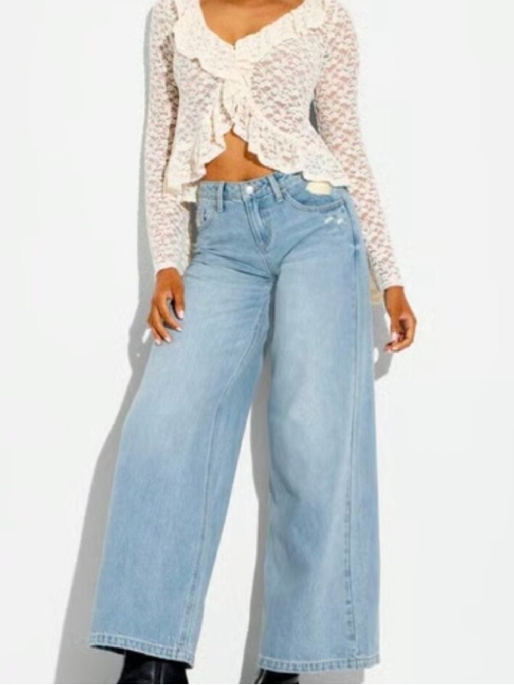 wild fable NWT 4 ULTRA Wide-Leg RIGID 31” inseam distressed midrise Jeans